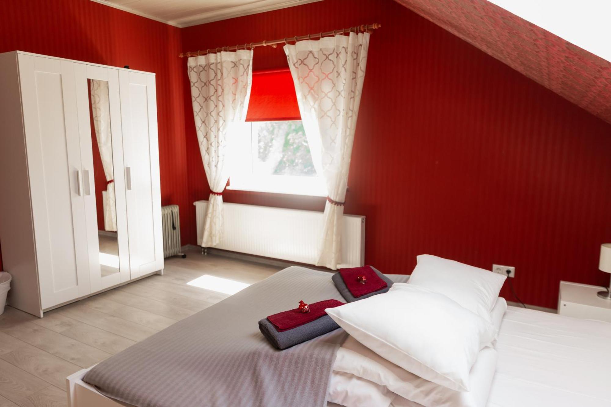 Konrad Family Guesthouse Kuressaare Phòng bức ảnh