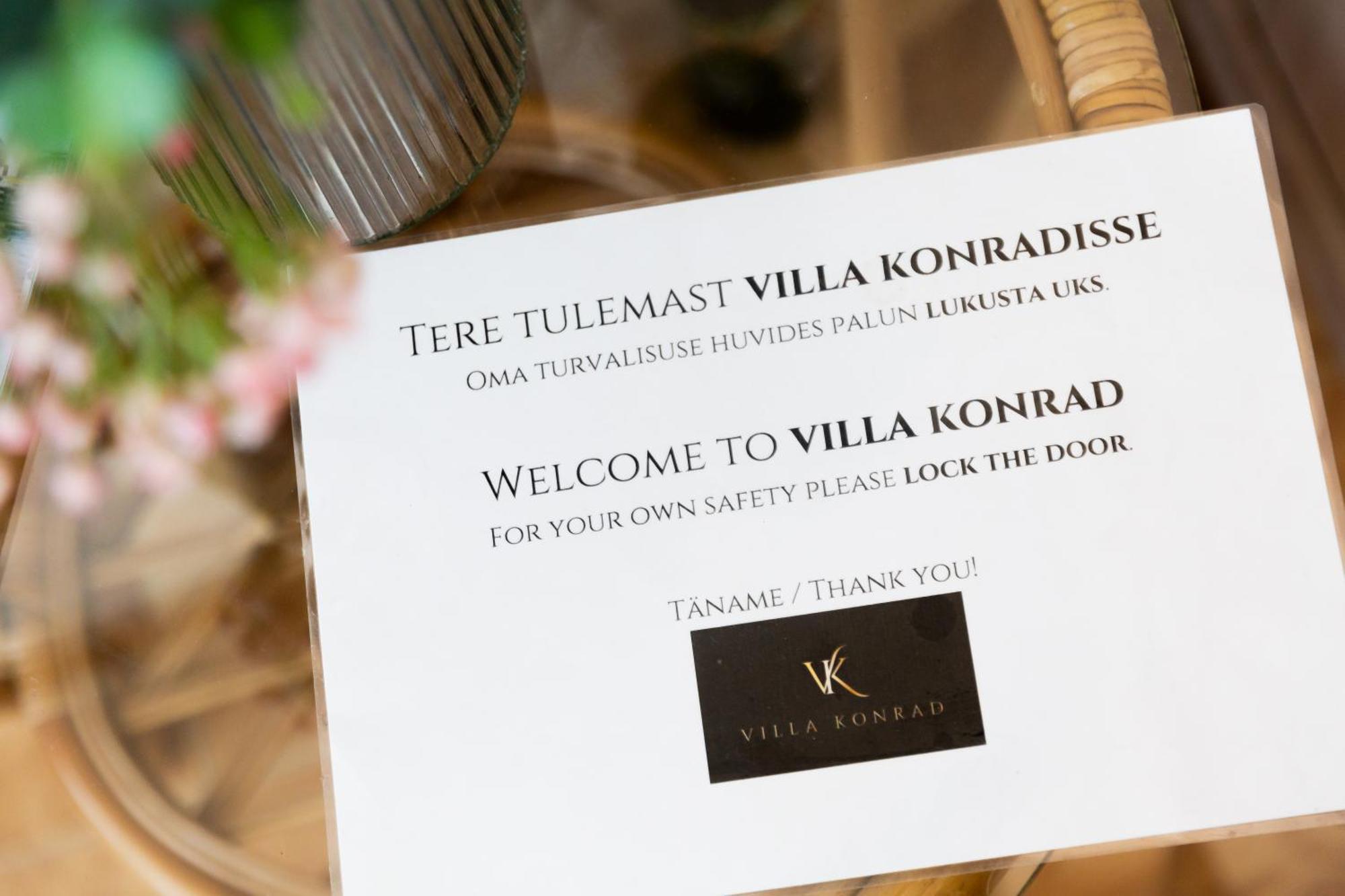 Konrad Family Guesthouse Kuressaare Ngoại thất bức ảnh