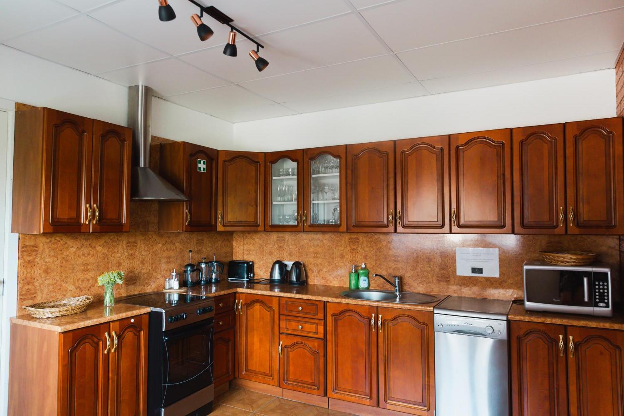 Konrad Family Guesthouse Kuressaare Ngoại thất bức ảnh