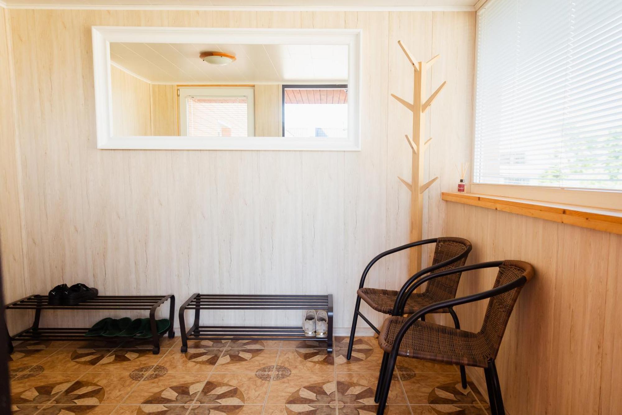 Konrad Family Guesthouse Kuressaare Ngoại thất bức ảnh